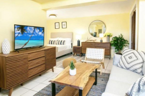 Seaside Studio, Cruz Bay Gem